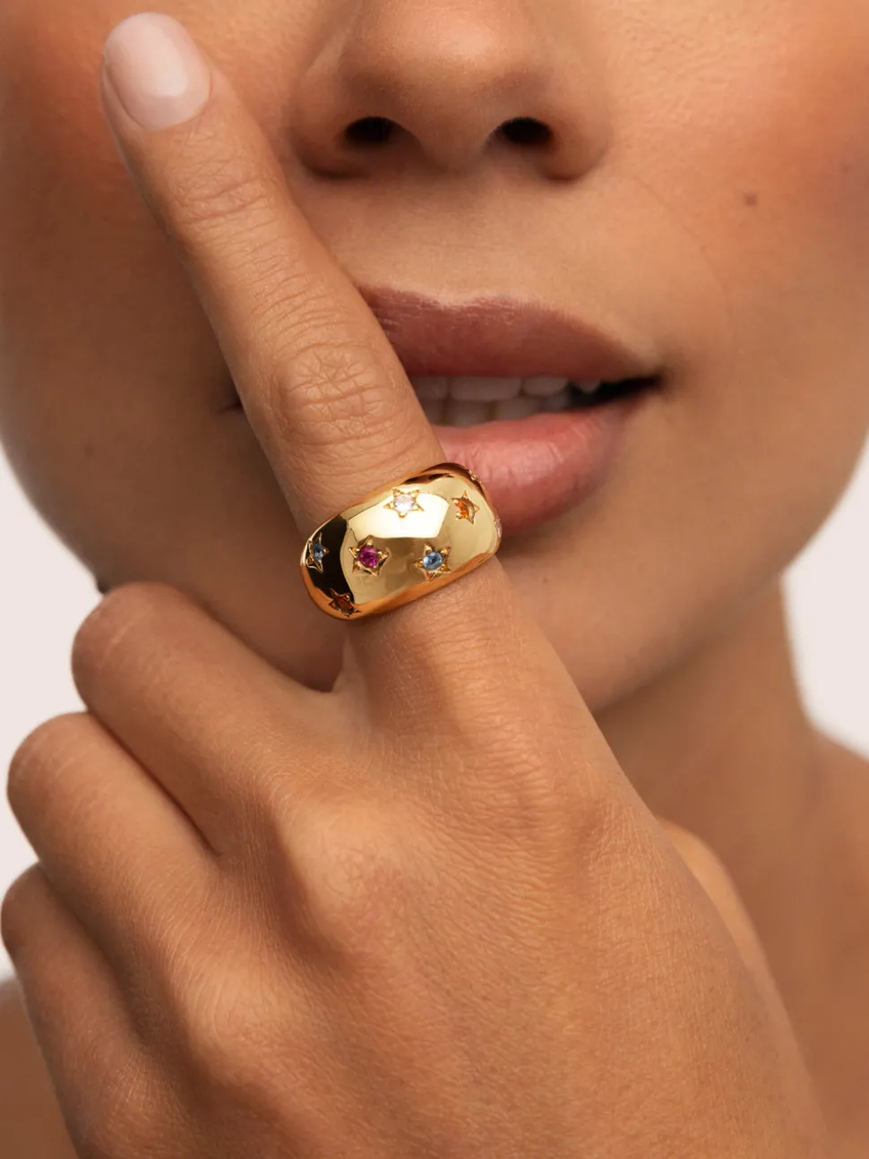 Anillo Bomb Color Stars Baño Oro