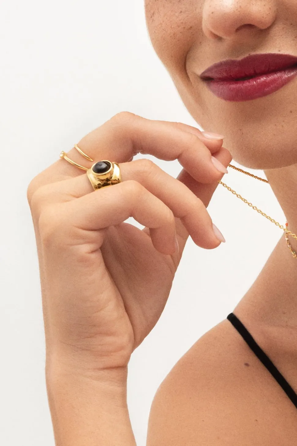 Anillo My Onyx Baño Oro