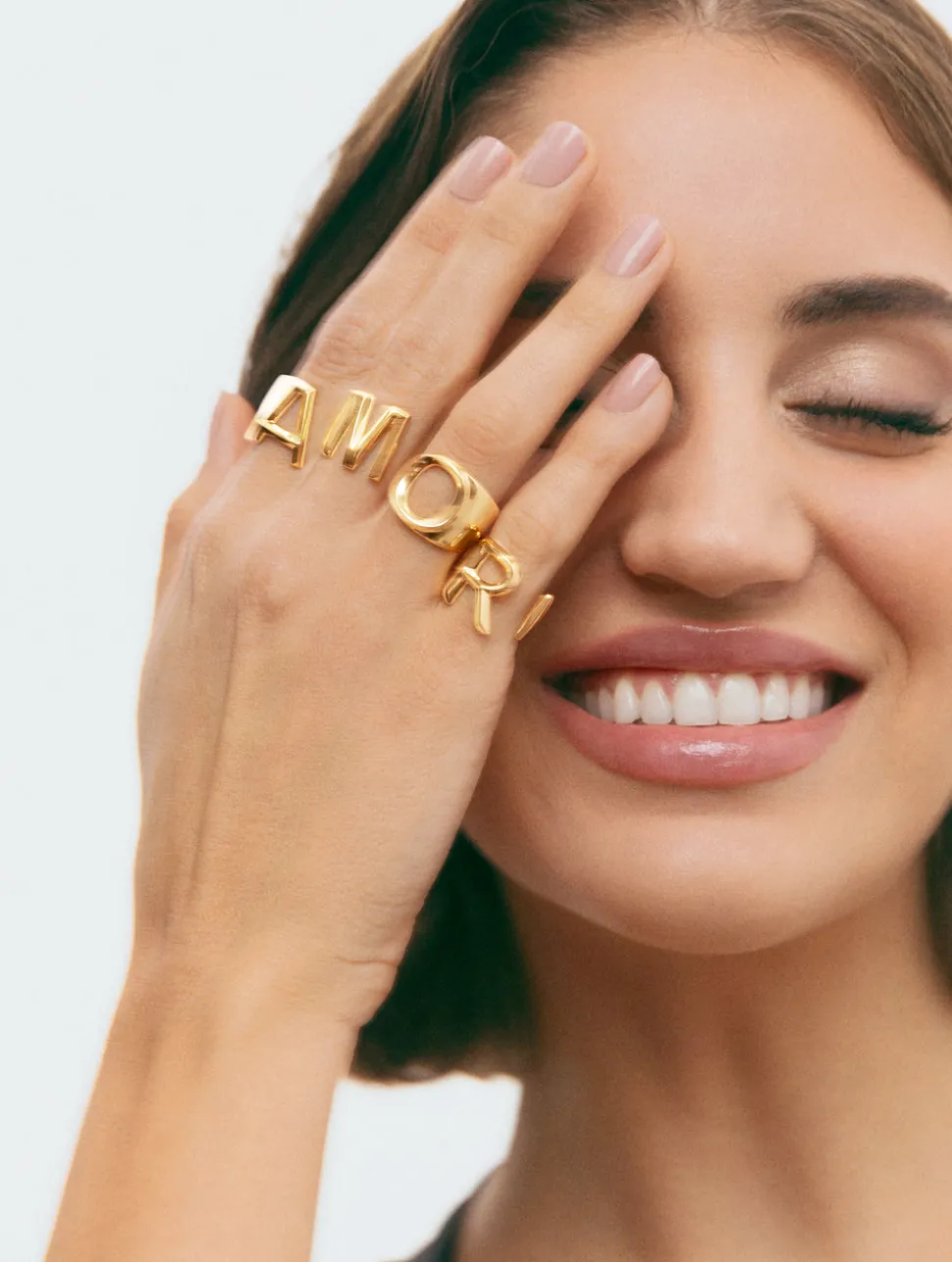 Anillo Personalizado Letter Signet Baño Oro