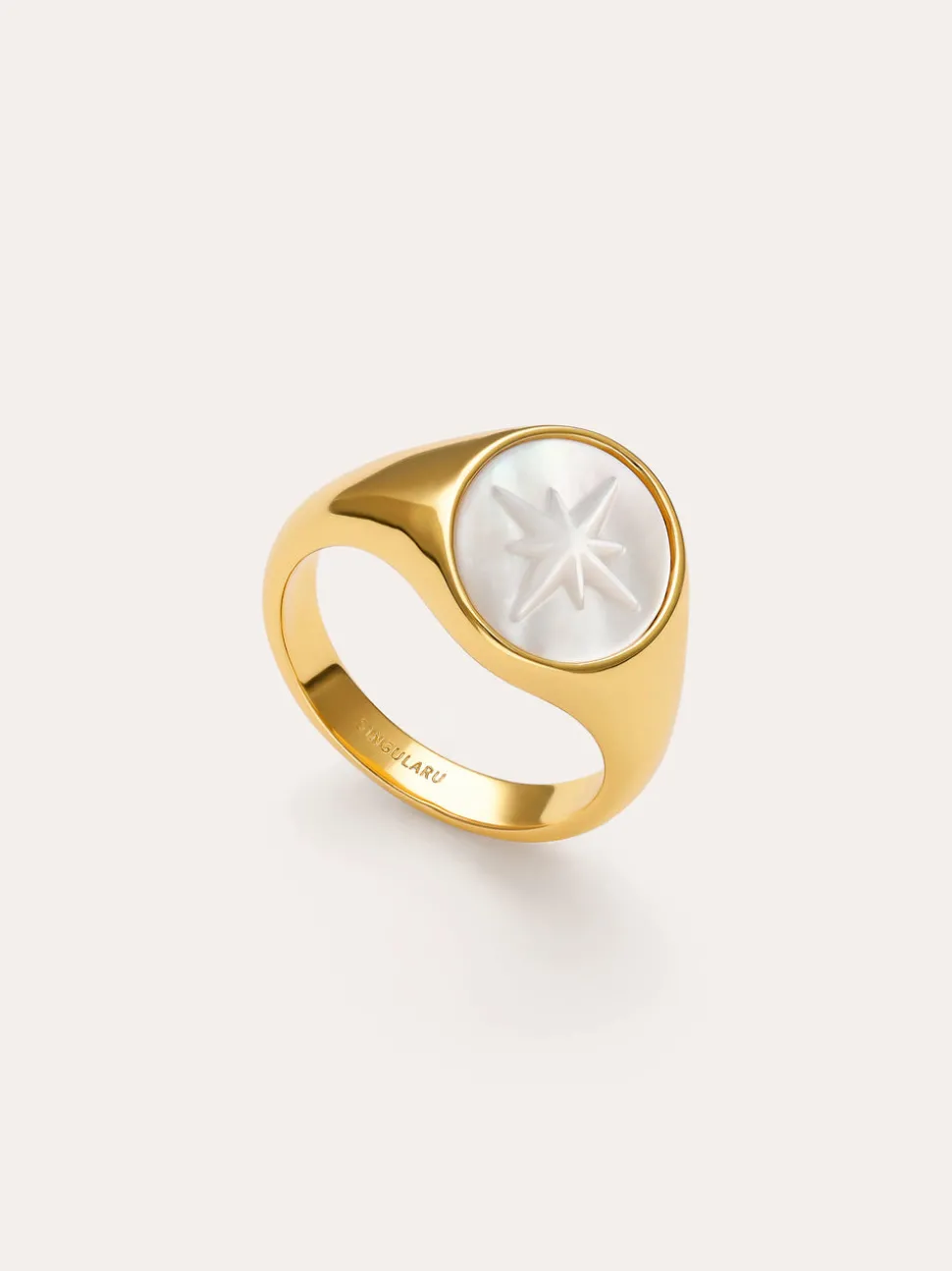 Anillo Rosa de Los Vientos Nácar Baño Oro
