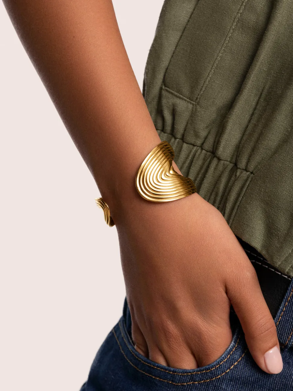 Brazalete Organic Sea Acero Baño Oro