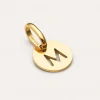 Charm Mini Medallion Letter Acero Baño Oro