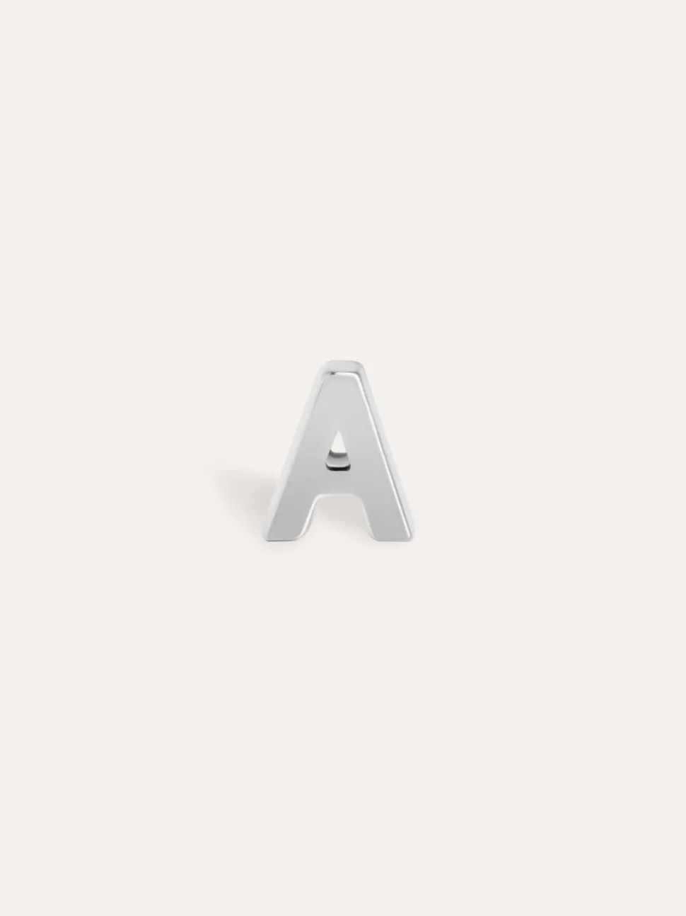 Pendiente Suelto Letter Plata